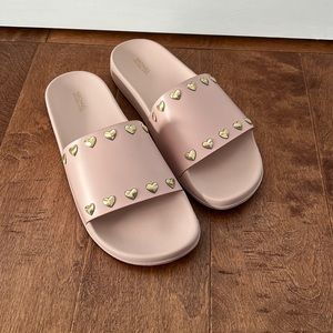 MICHAEL Michael Kors Zooey Heart-Stud Pool Slide Sandal Size 11M